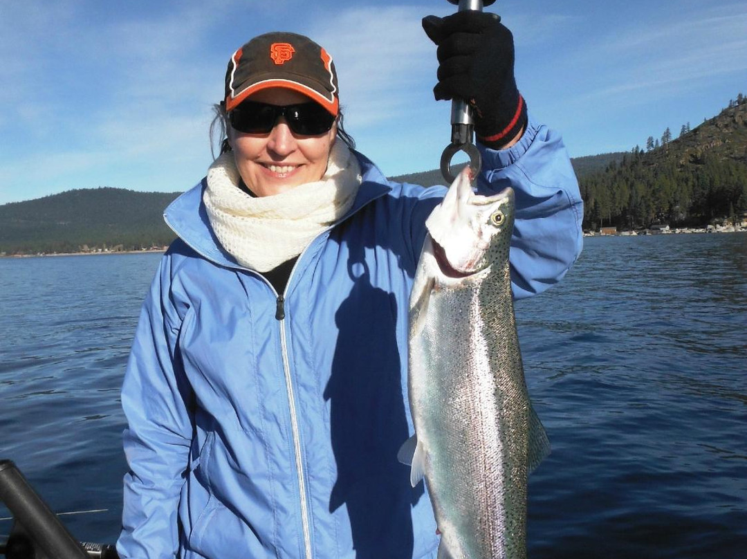 Sierra Fin Addicts Fishing Charters-因克莱恩村必去景点