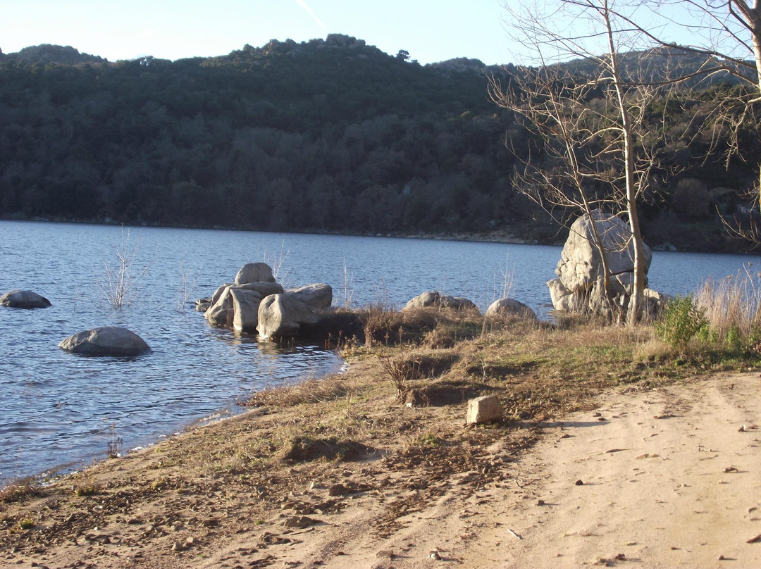 Lake Gusana景点图片