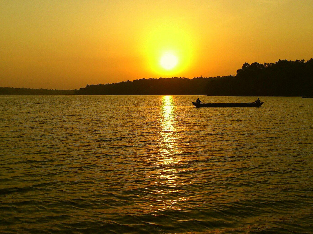 Sasthamkotta Lake景点图片