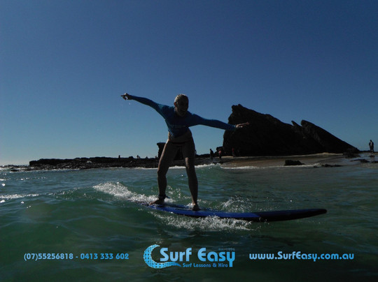 Surf Easy Surf School-可伦宾必去景点