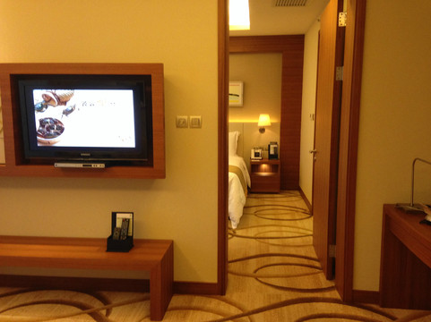 上海浦东康桥绿地假日酒店主图