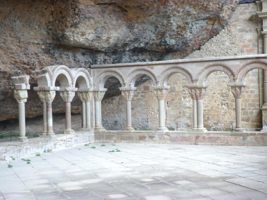Monastery of San Juan de la Peña景点图片