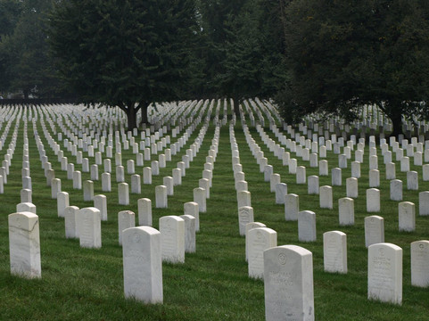 Zachary Taylor National Cemetery-路易斯维尔必去景点