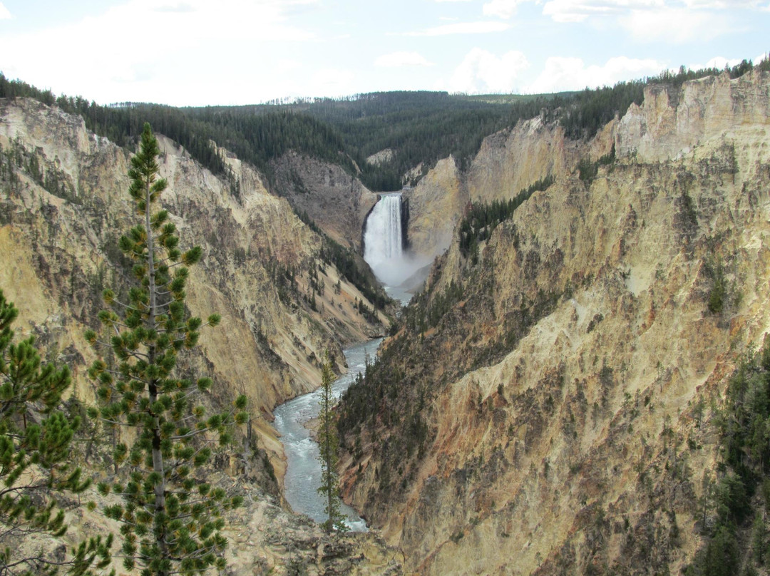 艺术家之地-黄石国家公园必去景点