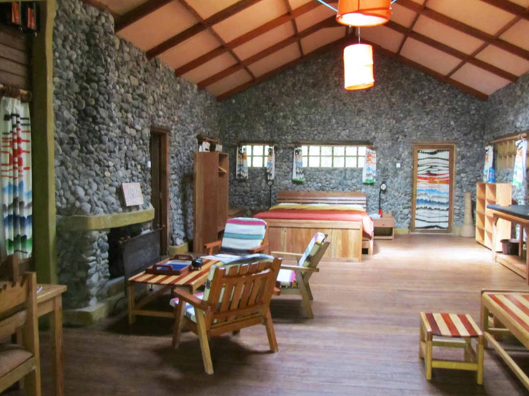 Equator Snow GEO Lodge