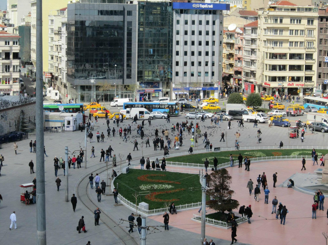 塔克西姆广场-伊斯坦布尔必去景点