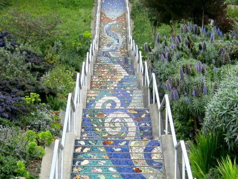 马赛克艺术阶梯-旧金山必去景点