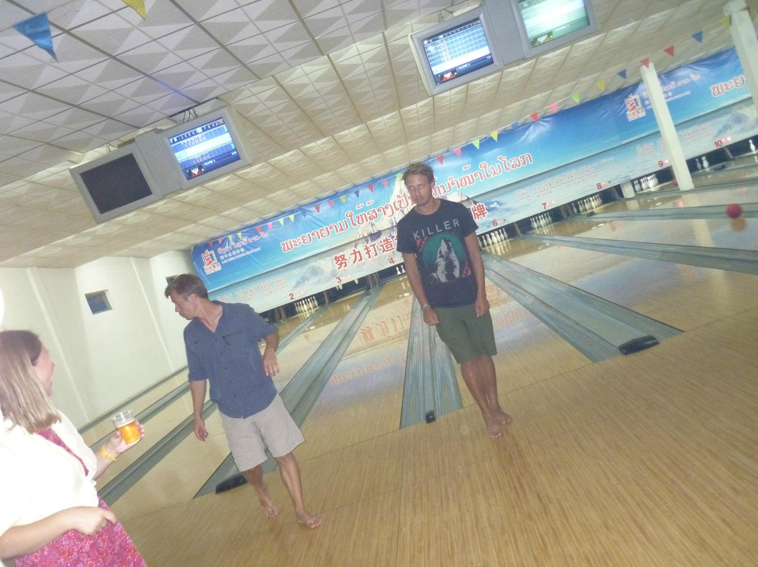 Luang Prabang Bowling Alley-琅勃拉邦必去景点