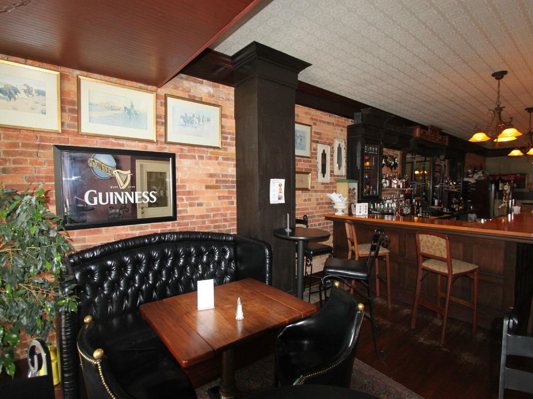 Owego餐馆和美食-The Cellar Restaurant & Lounge