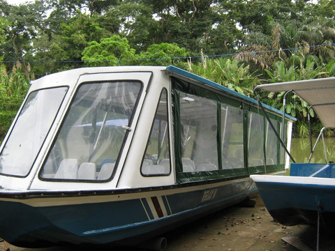 Red Frog Tours-利蒙港必去景点