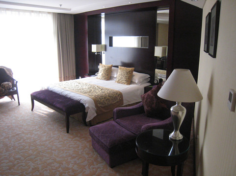 兴宇大酒店主图