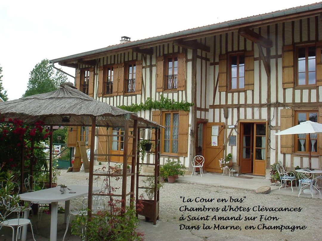 Saint-Amand-sur-Fion旅游攻略图片