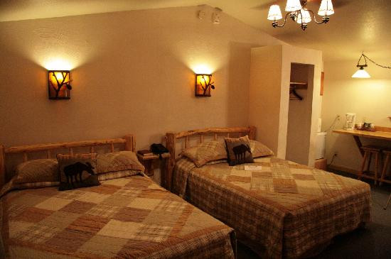 Whiteriver酒店住宿-NINE PINES MOTEL