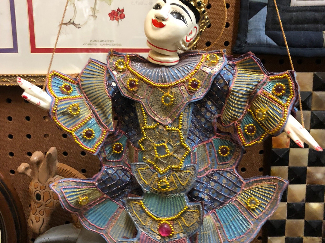 Red Baron Antique Mall-弗雷德里克斯堡必去景点