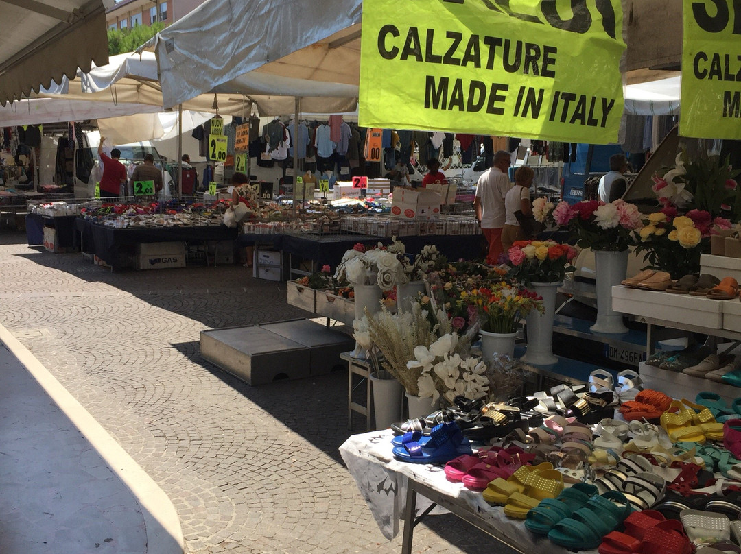 Mercato di Civitanova Marche-奇维塔诺瓦-马尔凯必去景点