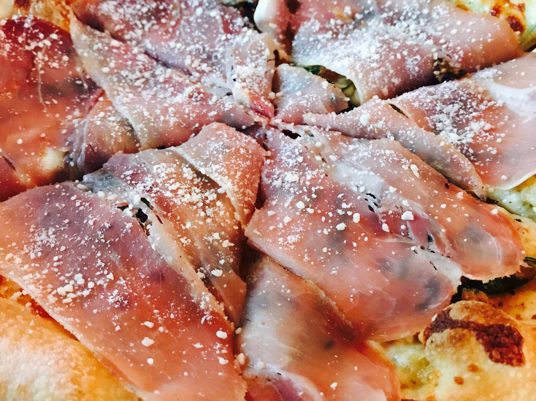 Spin Neapolitan Pizza