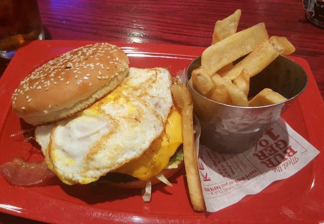 Red Robin Gourmet Burgers And Brews