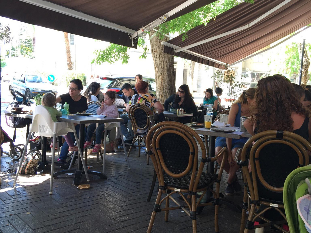 Giv'atayim餐馆和美食-Cafe Zelik