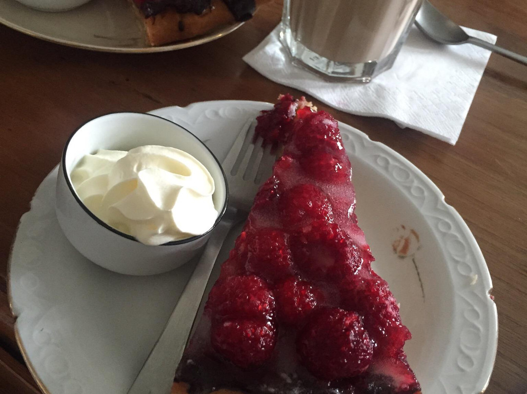 Cafe T