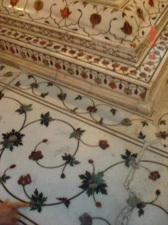 Jehangir's Tomb & Kamran's Baradari Pavilion-拉合尔必去景点