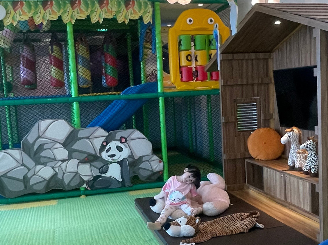 Hotel Tentrem Semarang主图