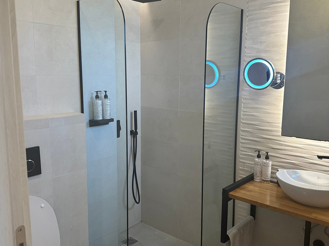 Thealos Santorini主图