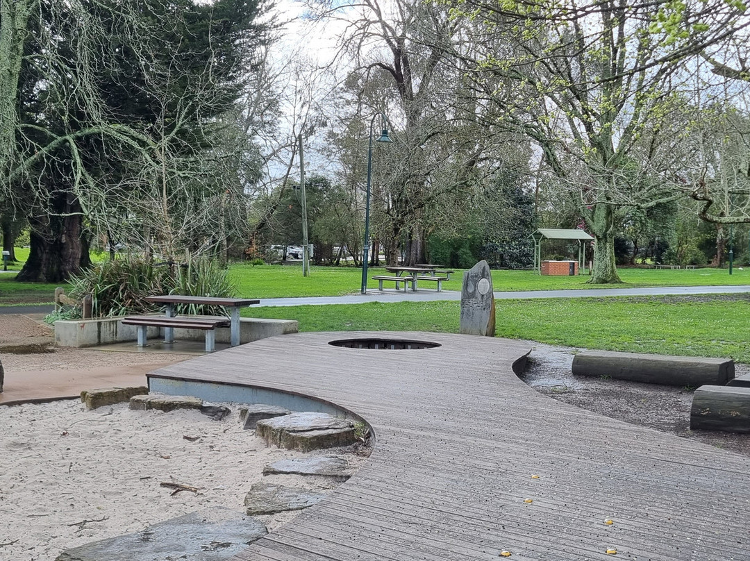 Queens Park-希尔斯维尔必去景点