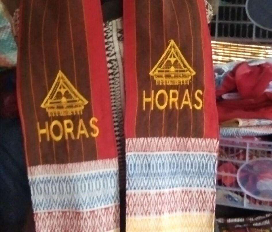 Dinar Aksesoris/Dinar Ulos Batak Toba