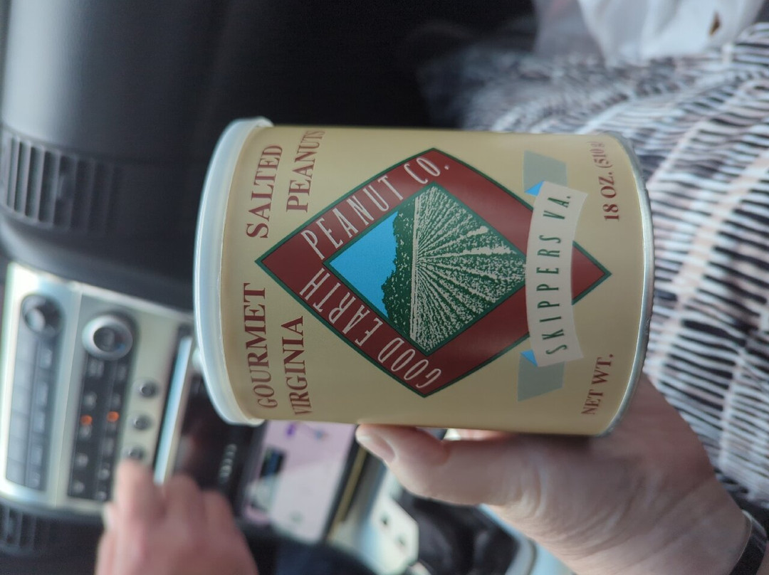 Good Earth Peanut Company景点图片