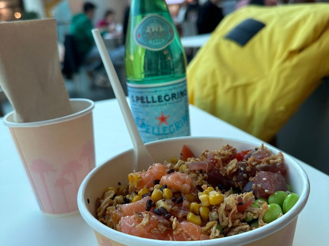 Poke House - C.C Campania