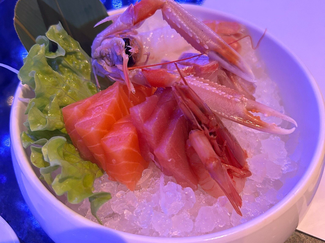 HUMA Asian Fusion Restaurant