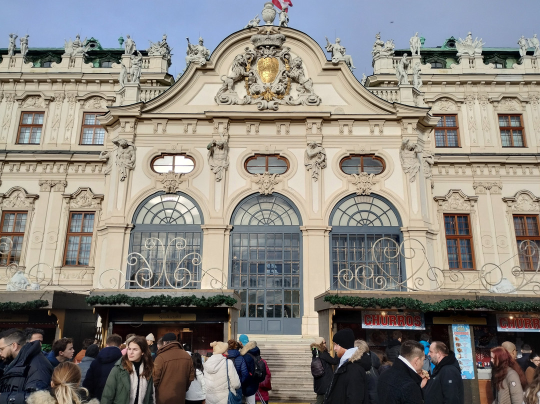 Belvedere Christmas market-维也纳必去景点