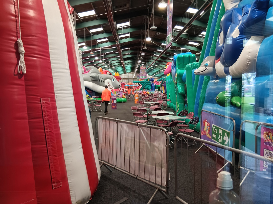 Inflatebounce景点图片