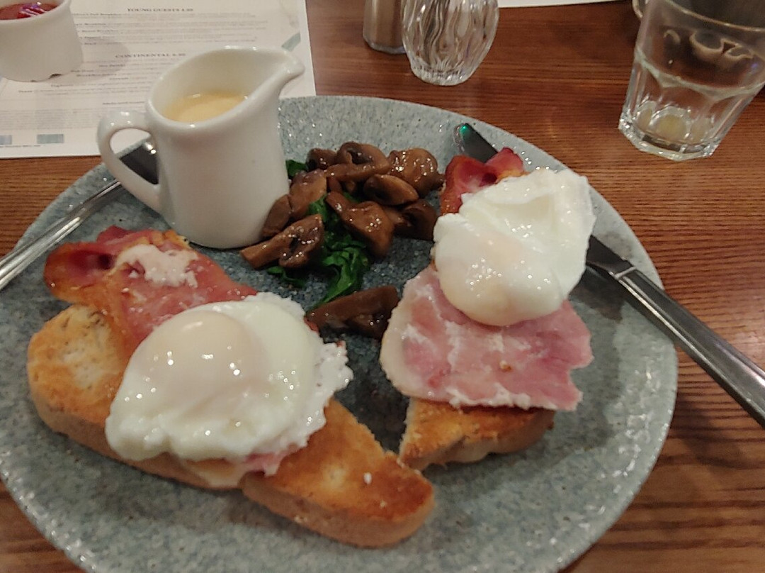 Ravensworth Arms Hotel主图