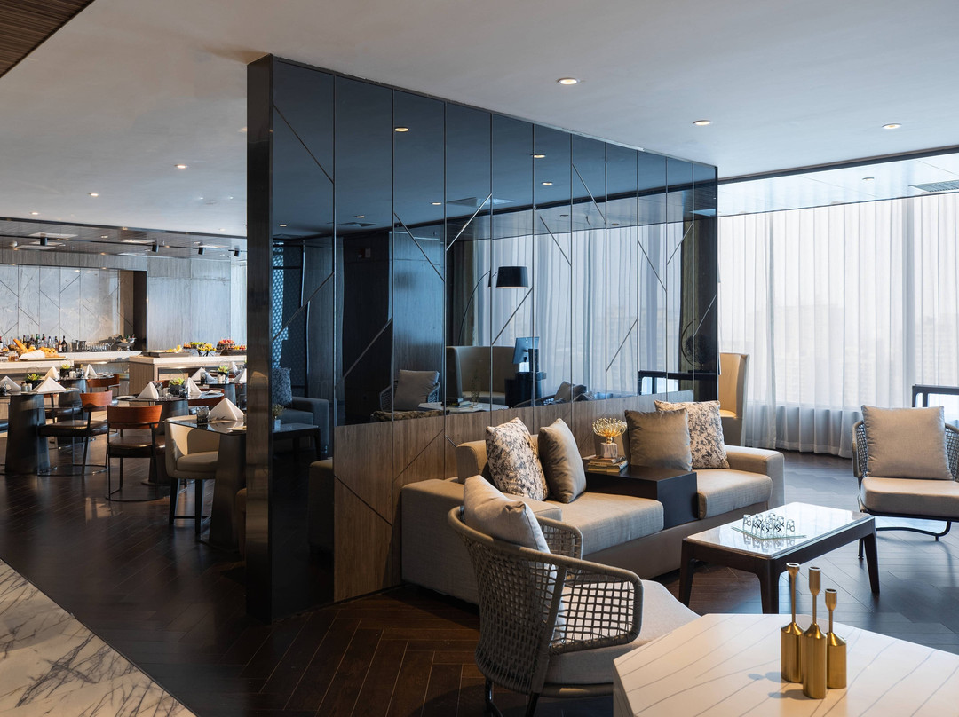 沈阳太阳狮万丽酒店