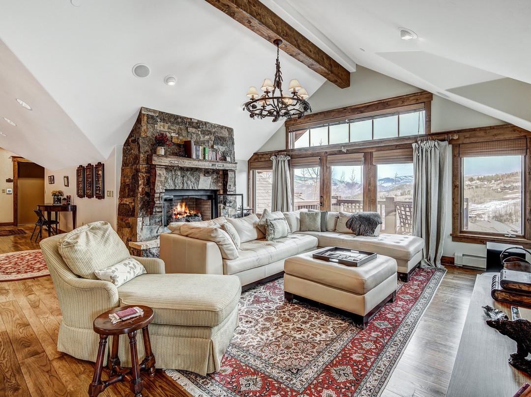 Bachelor Gulch Condos主图