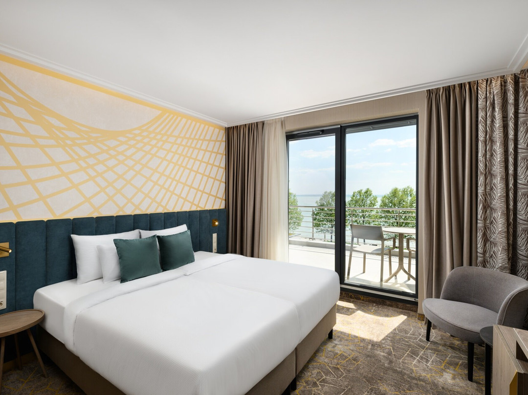 Kenese Bay Garden Resort & Conference主图