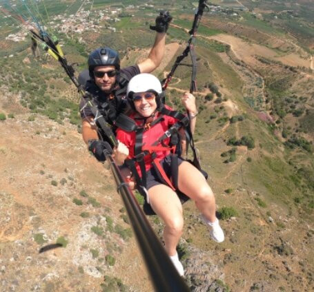 Explore Paragliding景点图片
