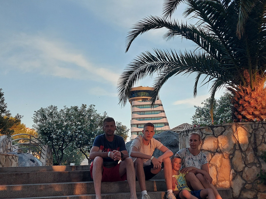 Matilde Beach Resort主图