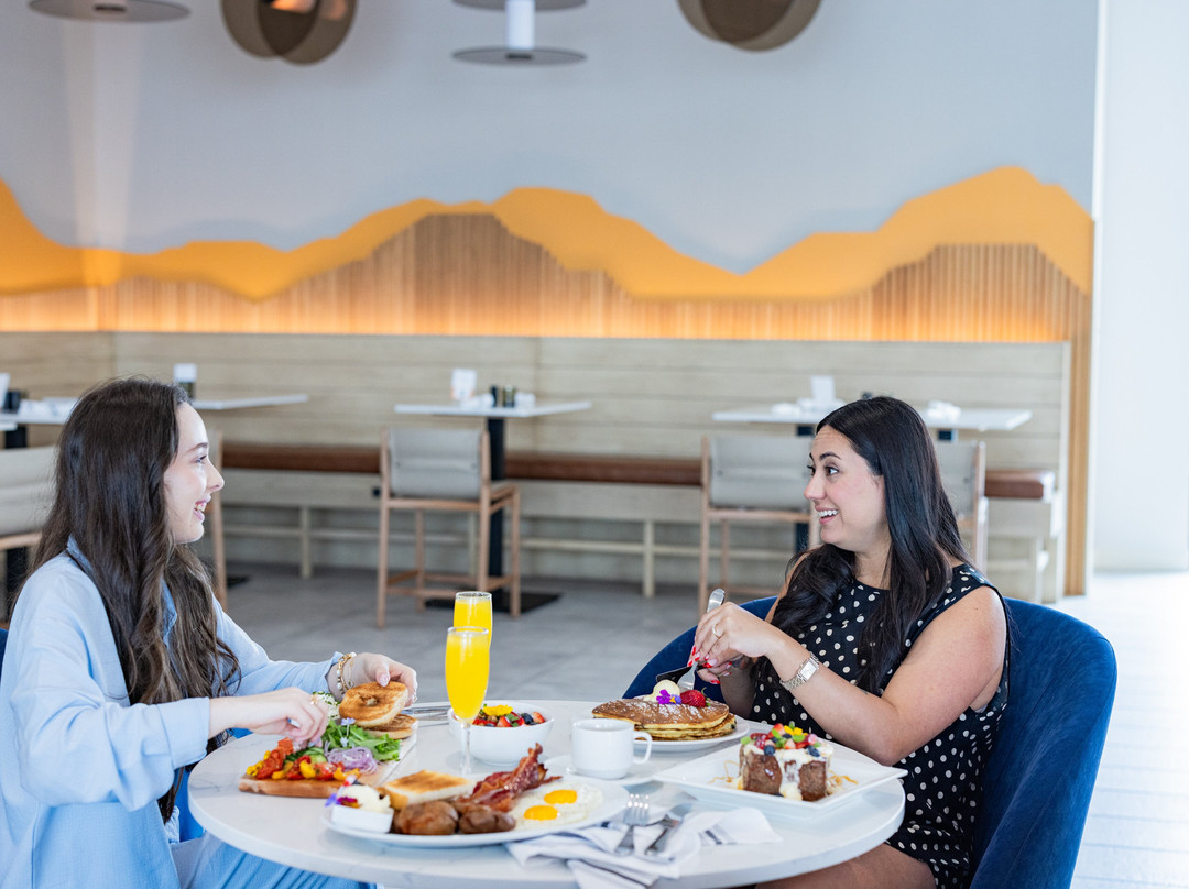 Rhubar | Kitchen & Cocktails