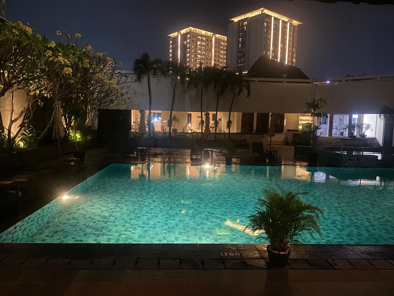 桑提卡三宝垄酒店-泳池