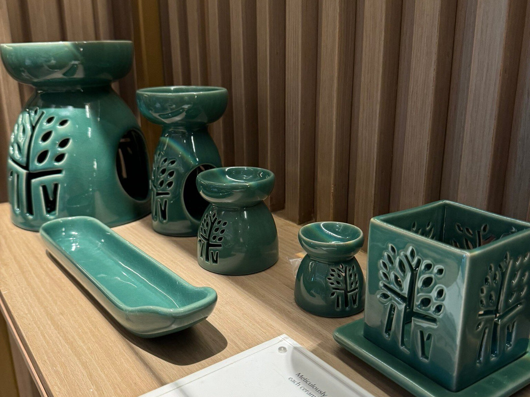 普吉岛榕树SPA-他朗必去景点