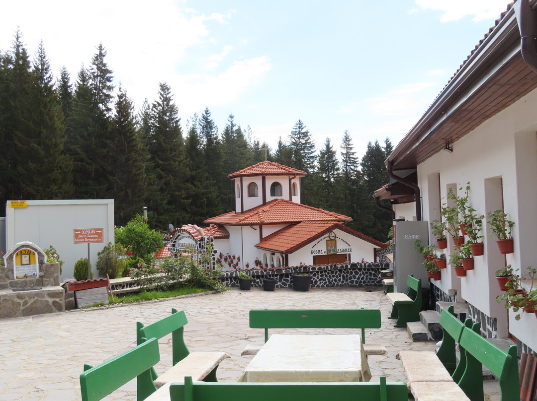 Monastery  Holy Great Martyr Panteleimon-斯莫梁必去景点