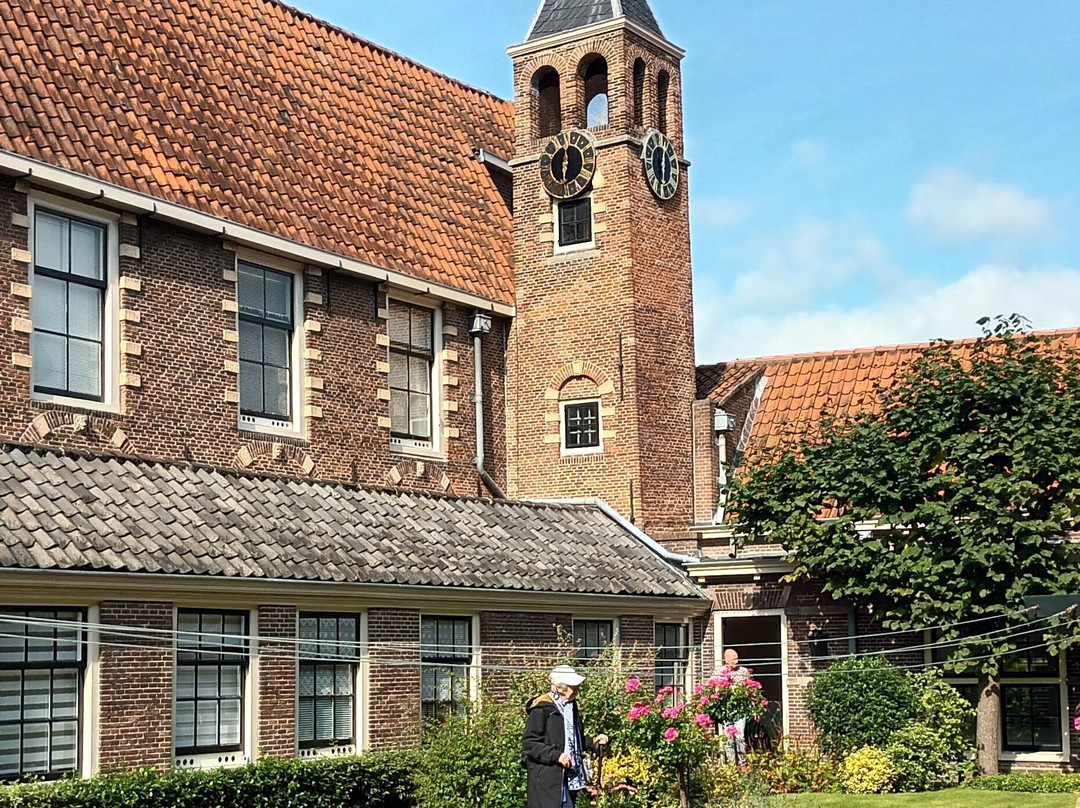 Sint Pietershof (15e Eeuw)-霍伦必去景点