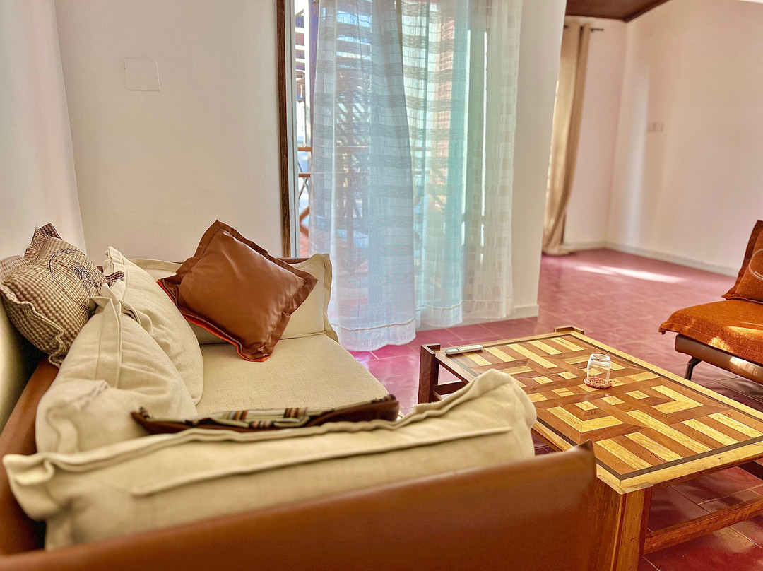 Fly Fishes Hotel主图