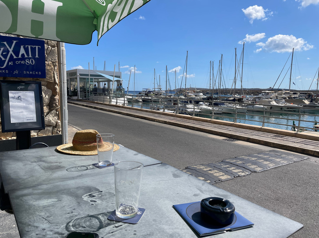 Ix Xatt Bar At One80