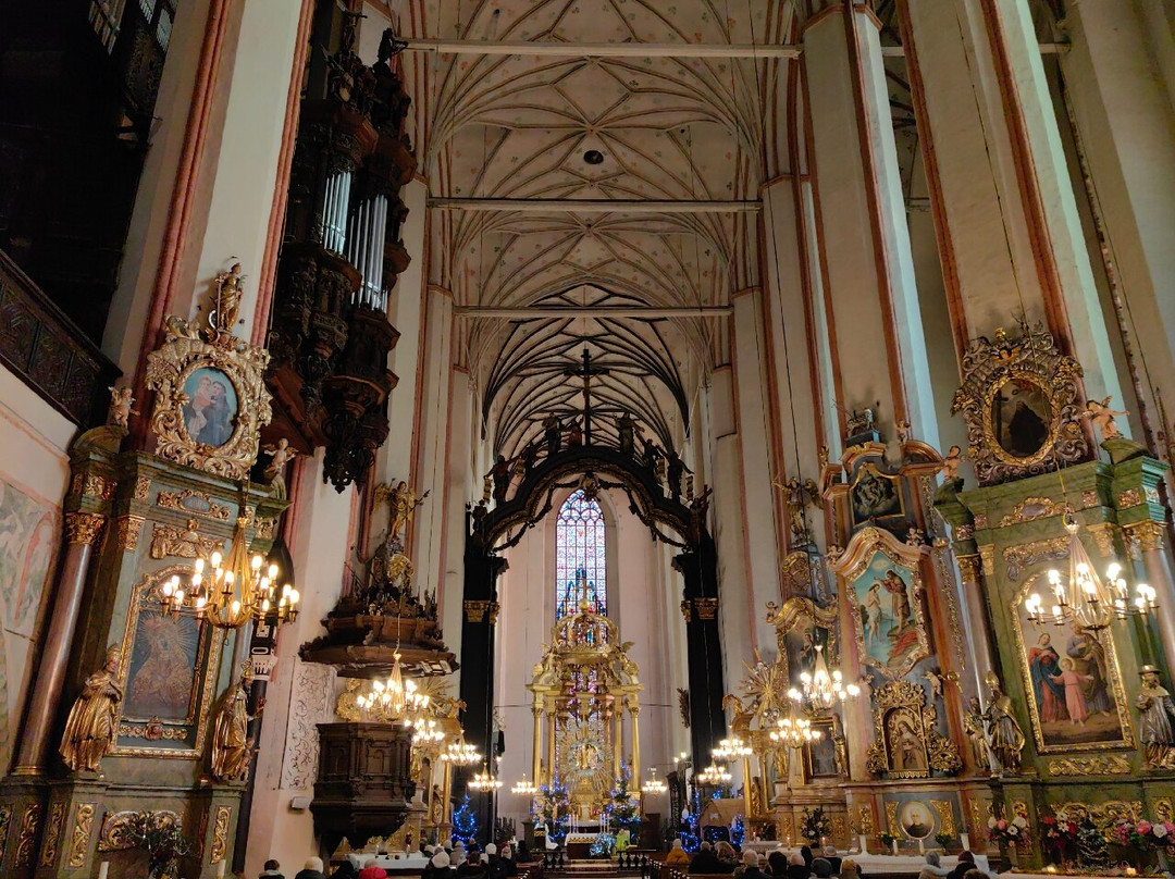 St. Mary's Church景点图片