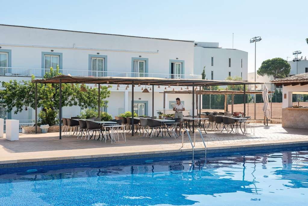 Villa Real Club Apartments主图