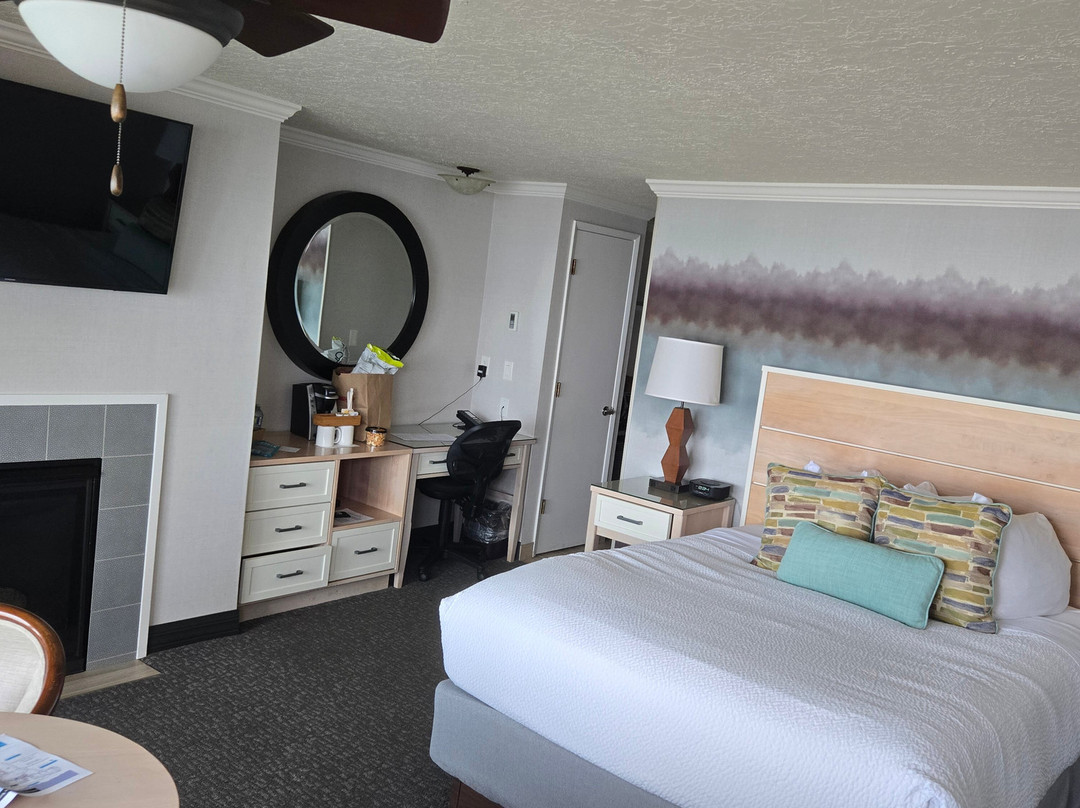 佳能海滩霍尔马克度假酒店主图