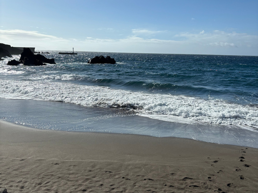 Prainha do Caniçal景点图片